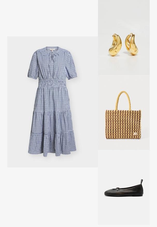 Robe midi à carreaux bleus et blancs avec manches ballon, taille cintrée, jupe à volants et petit nœud au col rond.; Ballerine plate en cuir marron foncé avec un petit nœud sur le dessus et une languette au talon, vue de côté sur fond blanc.; Sac tissé marron et jaune, de forme rectangulaire, avec deux poignées, et une finition texturée avec des coutures visibles et une étiquette de marque.; Boucles d'oreilles en or en forme de d'anneaux lisses et courbés avec une finition polie. Équipées d'un mécanisme de fermeture et de légères indentations pour le détail.