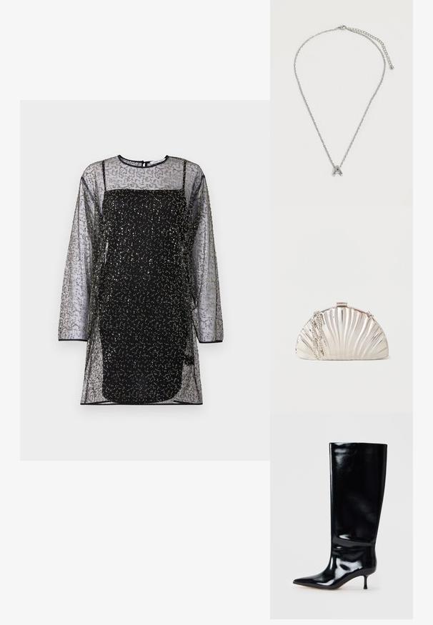 Schwarzes Netzkleid mit langen Ärmeln, dekorativen Mustern aus goldenen und silbernen Perlen sowie einem enganliegenden schwarzen Unterkleid. Rundhals-Ausschnitt und Rückenverschluss.; Schwarze, knöchelhohe Lederstiefel mit glänzender Oberfläche, spitzer Zehe und schlankem Absatz. Glatte Struktur mit minimalen Designdetails.; Metallische silberne Clutch in Muschelform mit einer silbernen Kettenriemen, der seitlich drapiert ist.; Silberne Halskette mit einem Anhänger in Form des großen Buchstabens "A" und verstellbarem Verschluss auf einfachem weißen Hintergrund.