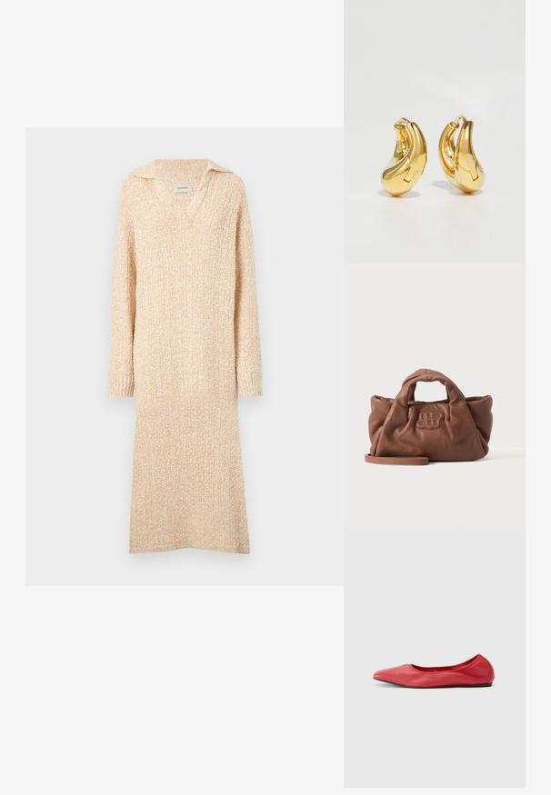 Strikket beige kjole med V-hals og krave, lange ærmer og ribbede manchetter. Blød tekstur med et let struktureret mønster gennemgående.; Filippa K REY FLATS - Ballerinasko - bright red; Blød brun lædertaske med korte håndtag, et forrest syet logo og en aftagelig lang rem på en enkel lys baggrund.; Guldringeøreringe med en glat, buet form og poleret overflade. Udstyret med en lukkeanordning og lette fordybninger for detaljer.