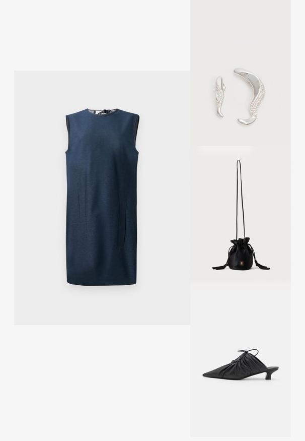 Navyblaue ärmellose Kleid aus einem glatten Stoff, mit Rundhalsausschnitt, leichter A-Linie und versteckten Seitentaschen.; Schwarze Leder-Mules zum Hineinschlüpfen mit spitzer Zehe, geraffter Textur und kleinem Kitten-Heel. Verfügt über ein Zugbanddetail am Öffnung.; Schwarze Bucket Bag mit Kordelzug, langem dünnem Riemen und kleinem goldenem quadratischem Logo vorne, vor einfachem Hintergrund präsentiert.; Zwei gebogene silberne Ohrringe, einer größer als der andere, beide mit kleinen funkelnden Kristallen entlang einer Kante verziert.