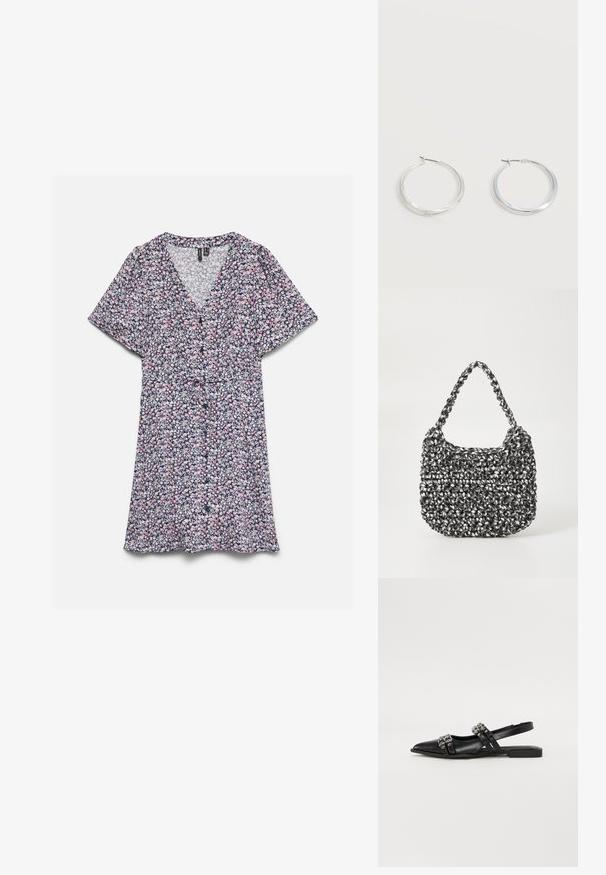 Robe à manches courtes en V avec un petit motif floral rose, blanc et noir et un détail ceinture à la taille sur fond blanc.; Even&Odd by Zalando Ballerines à brides arrière - black; Sac en osier noir et blanc de forme arrondie, avec une surface texturée et une poignée tressée. Convient à un usage décontracté.; Boucles d’oreilles créoles en métal argenté avec une surface lisse légèrement incurvée et des fermoirs à clapet sur un fond blanc uni.