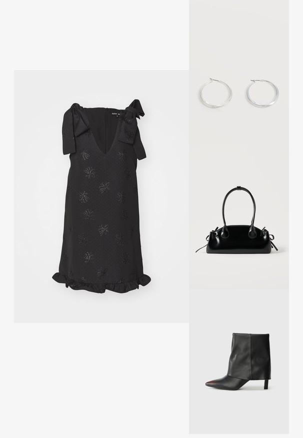 Vestido negro sin mangas con escote en V, detalles de lazo en los hombros, patrón floral en relieve y dobladillo con volantes. La tela texturizada añade profundidad.; Botín negro de piel lisa con punta afilada y tacón cónico. La parte superior presenta un diseño ligeramente fruncido.; Pequeño bolso negro brillante con dos asas largas y detalles de cordón lateral sobre un fondo claro liso.; Pendientes de aro de metal plateado con superficie lisa y ligeramente curvada y cierre de tipo mosquetón sobre un fondo blanco liso.