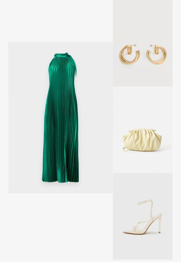 Robe plissée verte avec un col halter, fabriquée dans un tissu brillant. Présente un design fluide et des plis verticaux texturés.; Sandales à talons hauts beiges avec un bout pointu, comportant trois brides à l'avant et une fine bride à la cheville avec une boucle. Texture lisse, design minimaliste.; Sac à main plissé jaune en simili cuir lisse, arborant une forme douce avec une bandoulière unique et un design froncé sur le dessus.; Paire de boucles d'oreilles créoles doubles en or brillant avec attaches à tige sur fond blanc.