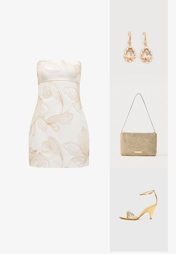 Vestido sin tirantes en crema con patrones florales en relieve en beis claro. Diseño ajustado, textura suave, corte a la altura de la rodilla y sin cierres visibles.; Sandalia con tacón dorado de diseño con tiras, que presenta una banda decorada con strass. Punta abierta, correa ajustable en el tobillo y tacón afilado.; Bolso clutch dorado de forma rectangular, cubierto de brillantes pedrería plateada. Cuenta con una delgada correa metálica para el hombro y cierre de cremallera.; Pendientes de gancho dorados con grandes piedras en forma de lágrima color melocotón, rodeadas de pequeños cristales transparentes sobre un fondo blanco liso.