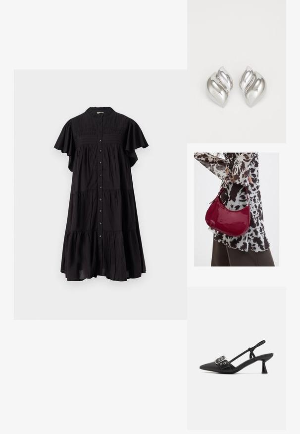 Schwarzes Kleid mit Knopfleiste, Rüschensäumen, gestuftem Design und strukturiertem Oberteil. Hergestellt aus leichtem Stoff.; Simmi London DALA - Pumps - black; Frau trägt eine schwarz-weiß gemusterte Bluse und hält eine glänzende rote Schultertasche vor einem einfarbigen Hintergrund.; Silberne Ohrringe mit einer organischen, abstrakten Form. Glatte, glänzende Oberfläche mit einem konischen Design. Mit dezenten Kurven und einem zentralen Linienelement.