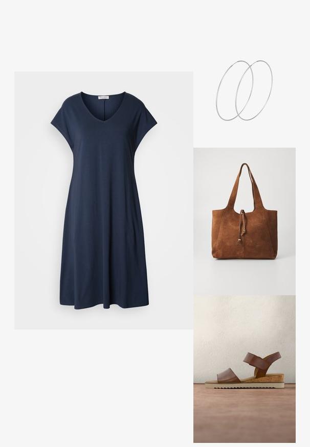Vestido azul marino de manga corta con escote en V y corte relajado. Fabricado con material suave, presenta una silueta fluida y acentos mínimos.; Sandalía de cuero marrón con dos tiras anchas, detalle de corcho en la suela y una suela exterior de goma beige con un patrón en zigzag.; Bolso tote de ante marrón con dos asas largas, cierre de cordón y textura suave. Presenta un diseño sencillo y acentos mínimos.; Pendientes de aro plateados con un diseño minimalista. Forma circular, textura suave y perfil delgado. Livianos con un acabado pulido.