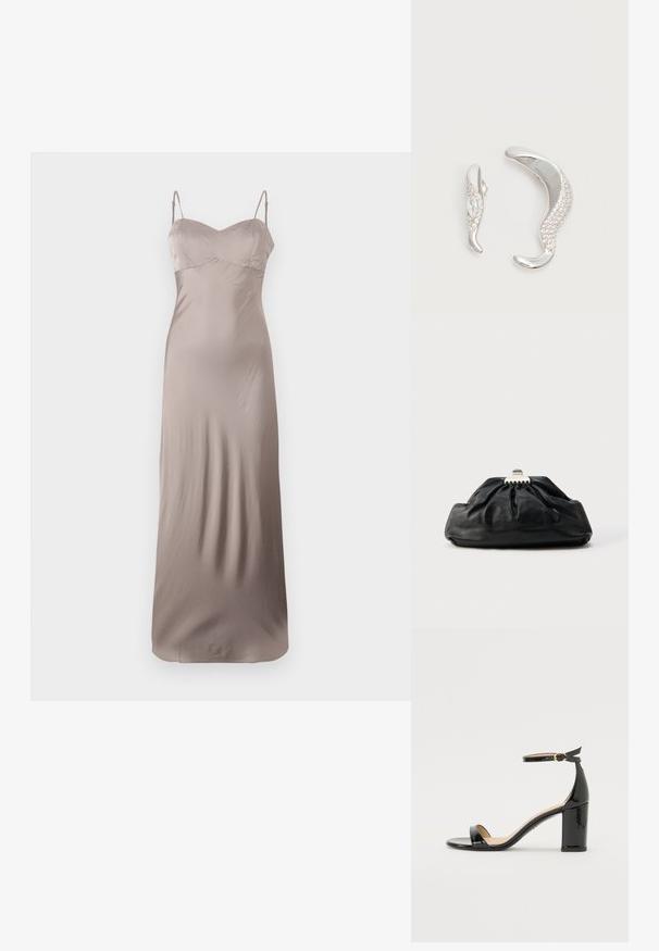Satin slip kjole i lys taupe, med en tætsiddende bodice og tynde justerbare stropper. Gulvlængde med en glat, skinnende struktur.; Sort laklæder højhælet sandal med ankelrem og guldlås, åben tå og blokhæl på hvid baggrund.; Sort læderclutch med en samlet tekstur, metal lukning og diskret præget logo på forsiden. Rundet form.; To buede sølvøreringe, en større end den anden, begge prydet med små funklende krystaller langs den ene kant.