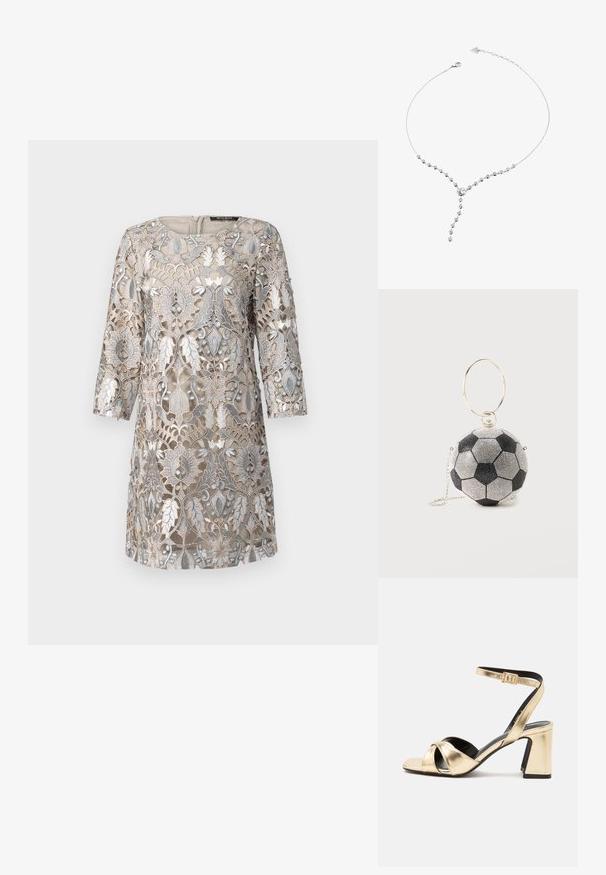 Beiges Kleid mit aufwendigem silbernen floralen Spitzenüberzug, dreiviertelärmel, rundem Ausschnitt und einem Reißverschluss auf der Rückseite. Strukturiertes Design-Detail.; Goldfarbene metallische offene Zehen Sandale mit Knöchelriemen und Blockabsatz auf schlichtem weißem Hintergrund.; Kleine runde Handtasche in Form eines schwarz-weißen Fußballs mit goldenem Bügelgriff und silberner Kettenriemen.; Zarte silberne Halskette mit Y-förmigem Design, das runde klare Edelsteine entlang der Kette und einen größeren zentralen Stein zeigt.