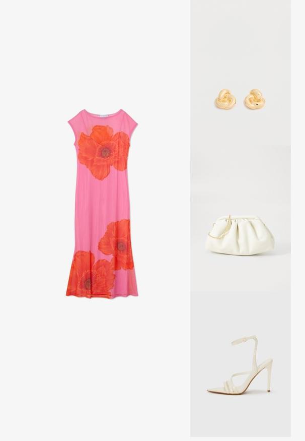 Rosa Blumenkleid mit großen orangen Mohnblumenmotiven, kurzen Ärmeln und einem fließenden Design. Hergestellt aus leichtem Stoff mit glatter Textur.; Beige Sandaletten mit hohem Absatz und spitzer Schuhspitze, ausgestattet mit drei vorderen Riemen und einem dünnen Knöchelriemen mit Schnalle. Glatte Textur, minimalistisches Design.; Weiße Lederhandtasche mit einem gerafften Design, ausgestattet mit einem goldenen Kettenriemen und einer runden Form. Glatte Textur mit sanften Falten und ohne Muster.; Paar glänzende Ohrstecker in Form eines Knotens in Goldton vor einem einfachen weißen Hintergrund.