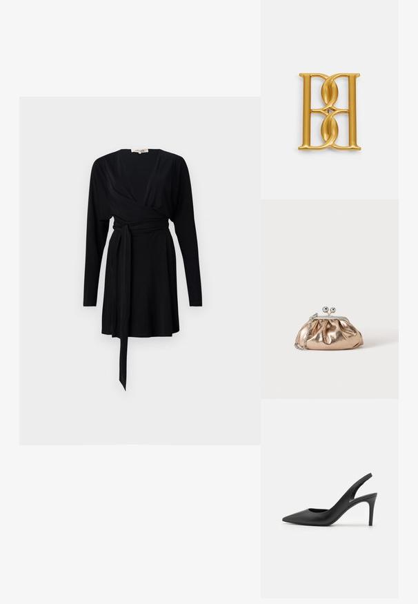 Sort omslagskjole med lange ærmer, V-udskæring, bælteanordning i taljen, glat stof og en svævende kant.; Sorte læder slingback høje hæle med spids tå-design, der har en udskæring fortil og en tynd stiletto-hæl.; Lille gylden metalisk clutch taske med sølvspænde og kæderem på ensartet lyst baggrund.; By Malene Birger MONO - Broche - gold-coloured