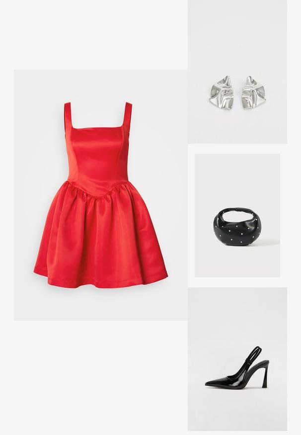 Rode satijnen jurk met een vierkante halslijn, aansluitend bovenlijf en een uitlopende, geraffineerde rok. Gladde textuur en geen zichtbare versieringen.; Zwarte gepatineerde leren slingback pump met puntige neus, slanke hoge hak en dubbele elastische band voor een veilige pasvorm. Gladde, glanzende oppervlakte.; Zwarte leren handtas met een afgeronde vorm, versierd met zilveren studs, en een korte handgreep. Gladde textuur en ritsluiting.; Zilveren metalen oorbellen met een golvend, sculpturaal ontwerp, voorzien van een gepolijste afwerking en onregelmatige vormen, die een hedendaagse esthetiek benadrukken.