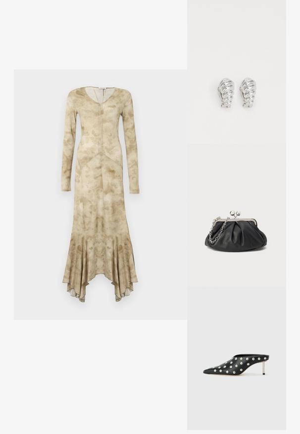 Robe longue beige avec des motifs floraux subtils, corsage ajusté, manches longues, encolure en V, et un ourlet évasé asymétrique.; STAND STUDIO KELSEY - Mules à talons - black; Porte-monnaie en cuir noir avec texture froncée, cadre en métal argenté, fermeture à verrouillage kiss-lock et bandoulière en chaîne. Surface lisse et douce.; Boucles d'oreilles en clip argentées avec un design en spirale, présentant une texture métallique lisse et des formes arrondies. Pas d'embellissements ou de motifs visibles.