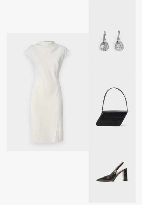 Vestido blanco sin mangas con un escote alto y una abertura lateral. Textura suave, diseño ajustado y estilo minimalista.; Zapato slingback de piel negra con puntera puntiaguda, tacón alto y ancho, y forro interior beige sobre un fondo claro y liso.; Bolso de hombro de cuero negro con forma triangular, logo en relieve y una sola correa ajustable. Diseño minimalista con textura suave.; Pendientes de aro plateados con colgantes redondos y planos incrustados con pequeños cristales transparentes sobre un fondo claro y liso.