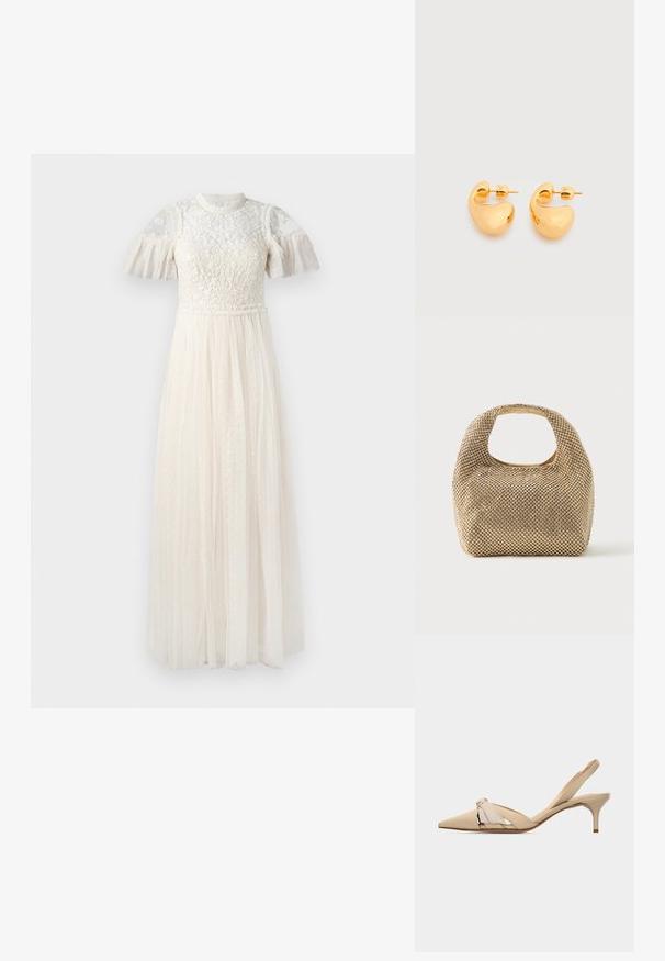 Robe blanche avec un corsage transparent brodé et des manches courtes à volants. La jupe est longue, en tissu léger et texturé à pois.; Chaussure beige à bouts pointus avec bride arrière, talon kitten bas et fin, et nœud décoratif sur la tige.; Petit sac à main doré recouvert de clous ronds brillants avec une poignée courte et une découpe rectangulaire en haut.; Paire de petites boucles d'oreilles clous épaisses en métal doré avec des formes lisses, courbes et abstraites sur un fond clair.
