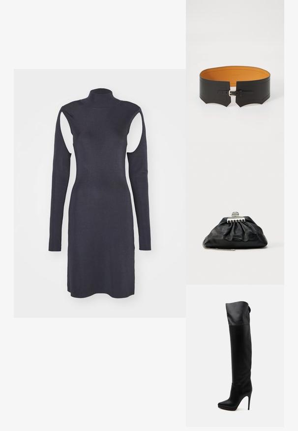 Marineblaues geripptes Kleid mit hohem Kragen, langen Ärmeln und Ausschnitten an den Schultern. Enganliegendes Design mit geradem Saum. Angenehme Textur.; Schwarzer kniehoher Lederstiefel mit spitzer Spitze und hohem Stilettoabsatz auf weißem Hintergrund.; Schwarze Leder-Clutch mit gerafftem Design, silberner Verschluss-Hardware und Kettenriemen. Dezentes Markenlogo auf der Vorderseite geprägt.; Schwarzer Ledergürtel mit einem breiten Design, ausgestattet mit einem hellbraunen Innenfutter, einer Schnalle und dekorativen Nähten entlang der Kanten.