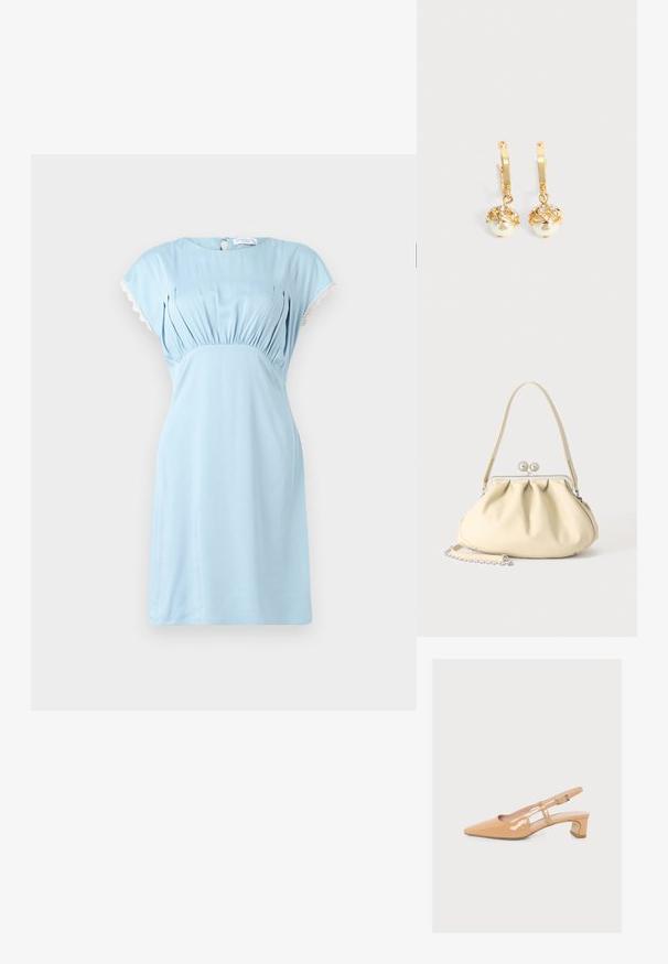 Hofmann Copenhagen CALLISTA - Päevakleit - lavender blue; Beež lakknahast slingback-kingad terava varbaotsaga, madala plokk-kontsa ja reguleeritava külgsanga rihmaga valgel taustal.; Kreemjas pehme nahast käekott kogutud disainiga, hõbedane raam-lukk, lühike käepide ja eemaldatav kettaga rihm.; Kuldset rõngaskujulised kõrvarõngad, mille küljes ripuvad valged pärlid, mis on kullaga ümbritsetud, ning väikesed läbipaistvad kristallid lihtsal heledal taustal.