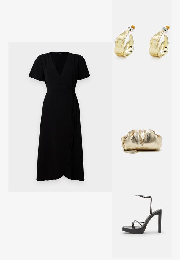 Sort omslagskjole med korte ærmer, V-halsudskæring, taljebånd og lang nederdel. Glat stof med en subtil tekstur.; DeeZee Højhælede sandaletter / Højhælede sandaler - black; Guldmetallic clutchtaske med en rynket tekstur, blød rund form og en aftagelig kæderekke. Har et sammenfoldet design øverst.; Guldtonede øreringe formet som abstrakte hænder, med en skinnende overflade, intrikate detaljer og en sølv- og guldfarvet post til sikker fastgørelse.