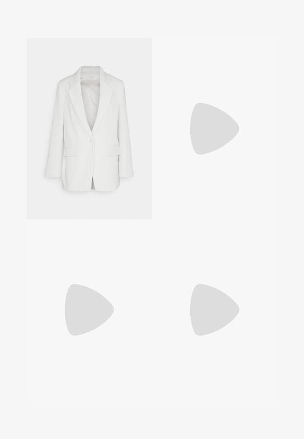 Blazer en velours côtelé blanc avec un revers cranté, fermeture à un bouton, et deux poches avant avec une coupe légèrement décontractée.; Haut blanc sans manches avec des bretelles fines, une coupe décontractée et un design asymétrique. Fabriqué dans un tissu lisse et léger.; Cinq à Sept ELISABETH PANT - Pantalon classique - beige; Sandales slides en cuir noir avec un bout ouvert, une semelle plate et un accent décoratif en or sur le dessus. Texture lisse avec un design minimal.