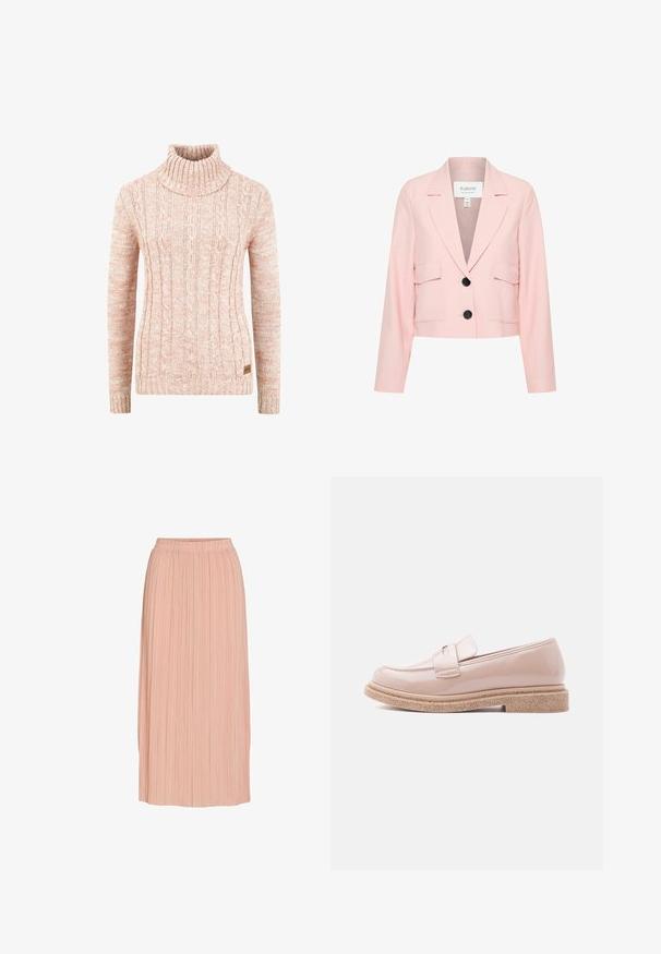 Skasovaný ružový blazer vyrobený z ľahkého materiálu, s výstrihom do "V", sošívanými prednými vreckami a zapínaním na jeden gombík.; Pletený svetrový rolák v jemnej broskyňovej farbe s textúrovaným káblovým vzorom, dlhými rukávmi a tkanou značkovou etiketou na leme.; Svetloružová plisovaná midi sukňa s elastickým pásom, priamou siluetou a jemnými vertikálnymi záhybmi na bielom pozadí.; Lesklá bledo ružová mokasína s textúrovanou béžovou podrážkou a zodpovedajúcim remienkom cez hornú časť, zobrazená z profilu na svetlom pozadí.