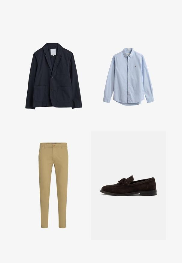 Seasalt Cornwall TOWEN LONG SLEEVE - Veste de costume - inkwell; Chemise bleu clair à manches longues avec boutons, col pointu et petit logo brodé sur la poitrine gauche.; Chinos beige slim-fit avec fermeture par bouton et zip, poches avant inclinées et passants de ceinture, présentés sur fond blanc.; Mocassin homme en daim brun foncé avec pompons, coutures apparentes et petit talon, présenté de profil sur un fond uni.