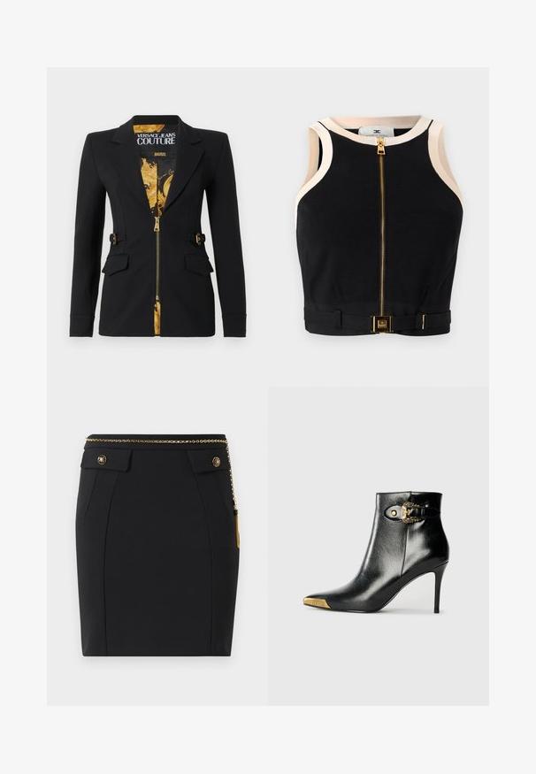 Sort tætsiddende blazer med for af guld barokmønster, frontlynlås, hakkede revers, detaljer med sidestropper og klaplommer.; Sort kort top med ribbet tekstur, gylden lynlås foran og cremefarvede detaljer langs halsen og armhulerne. Har en gylden spænde detalje.; Sort tætsiddende nederdel med forlommer, dekorative guldknapper og et tyndt guldkjedebælte med en kvast på højre side.; Sort ankelstøvle lavet af skinnende læder med spids tå, stilet hæl og guldfarvet hardware med en dekorativ spænde-detalje.