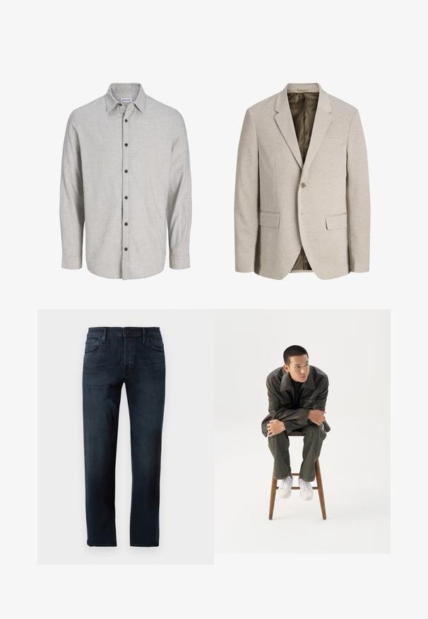 Beiger Herrenblazer mit Kerb-Revers, Ein-Knopf-Verschluss, zwei vorderen Pattentaschen und dunklem Innenfutter.; Helles graues Langarmshirt aus strukturiertem Stoff. Verfügt über einen Kentkragen und sechs schwarze Knöpfe entlang der Vorderseite.; Dunkelblaue Jeans aus Denimstoff, mit geradem Bein, einem frontalen Knopf- und Reißverschluss sowie fünf Taschen.; Junger Mann in dunkler Lederjacke und Jeans sitzt auf einem Holzstuhl, lehnt sich mit verschränkten Armen nach vorne und schaut seitlich vor weißem Hintergrund.