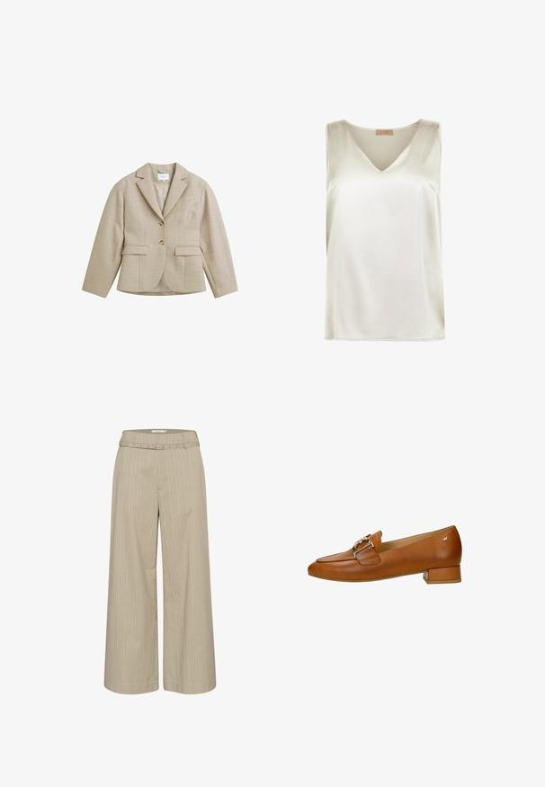 Beige skræddersyet blazer med hakrevers, to knapper, to forlommer med klap og en brystlomme med stikning, lavet af tekstureret stof.; Ærmeløs satinbluse i elfenben med V-udskæring og smalt skulderdesign, mærket Falconeri Seta Collection.; Bredde-bein bukser i lys beige stof med lodrette striber, med et matchende bælte og dekorative beslag i taljen.; Brun læder damesko med guldspænde og lav blokhæl, set fra siden på hvid baggrund.