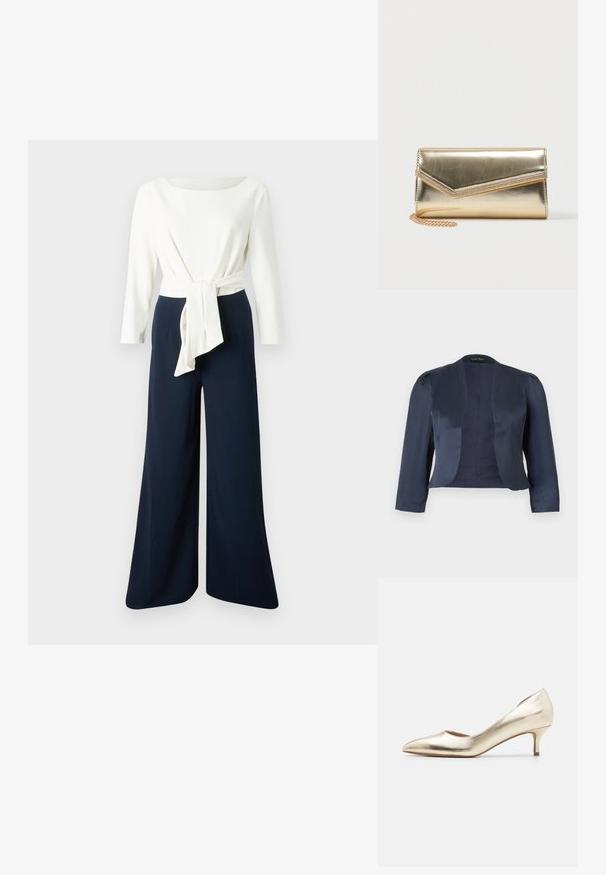Marineblå cropped åben-front blazer med lange ærmer og let polstrede skuldre, lavet af glat satinstof.; Hvid bluse med lange ærmer og detalje med bundet talje, kombineret med marineblå bukser med vide ben, der viser glat stof og en afslappet silhuet.; Metallic guld højhælede pumps med spids tå, slank hæl, glat tekstur og minimale syninger på overdelen.; Lille skinnende gylden clutch taske med konvolutklap og en fin gylden kæderem på hvid baggrund.
