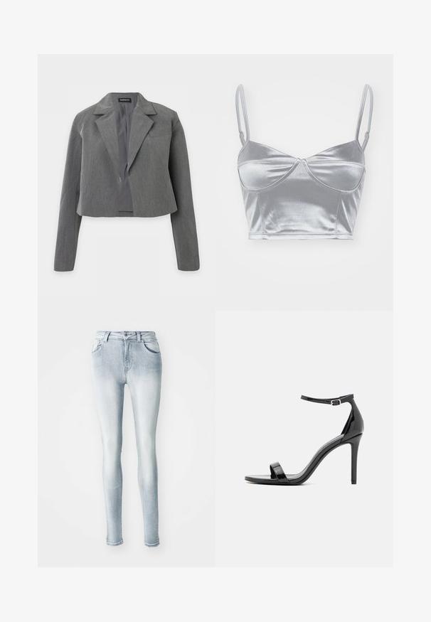 Korte grijze blazer met inkeping revers, lange mouwen en open voorkant, getoond tegen een witte achtergrond.; Zilveren satijnen bralette met dunne verstelbare bandjes, een sweetheart-halslijn en een gedraaide uitstraling in het midden. Glad, glanzend textuur.; Lichtblauwe skinny jeans van denim, met een hoge taille, vijf zakken en subtiele vervaging langs de dijen. Verweerd zoomdetail.; Zwarte gepatineerde leren hoge hak sandalen met een slanke enkelband, open teen, minimalistisch ontwerp en een gladde, glanzende afwerking.