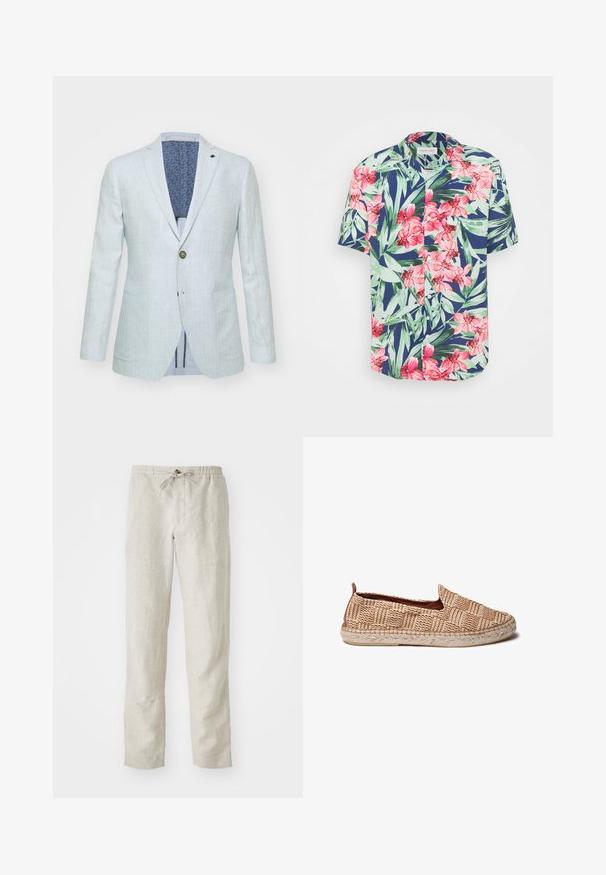Michael Kors Pikkutakki - light blue; Lyhythihainen paita tummansinisellä taustalla, jossa on kirkkaan vaaleanpunaisia kukkia ja vihreitä lehtikuvioita. Paita on valmistettu kevyestä kankaasta ja siinä on nappi-etuosa.; Vaaleanbeige pellavahousut suoranlahkeisella designilla, joustava vyötärö, säädettävä naru ja ilman näkyviä kuvioita tai metalliosia.; Kudottu espadrille-lapasenkengässä luonnollisessa ruskeassa sävyssä on teksturoitu pinta ja juuttiköysi-pohja, ja siinä on matala profiili ja pyöristetty varvas.