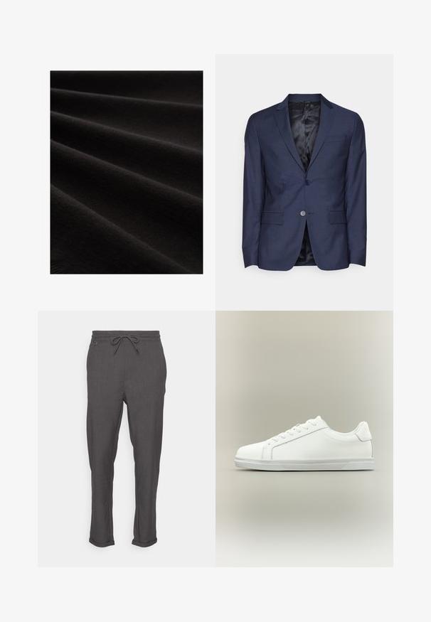 Calvin Klein Tailored MICRO - Colbert - night sky; Zwarte stof met een gladde textuur, weergegeven in plooien, met een subtiele glans en fijngebreid patroon, wat de zachte uitstraling benadrukt.; Only & Sons ONSLINUS TAP PANT - Broek - medium grey melange; Witte lage sneaker met veterluiting aan de voorkant en een gestructureerde rubberen zool tegen een neutrale achtergrond.