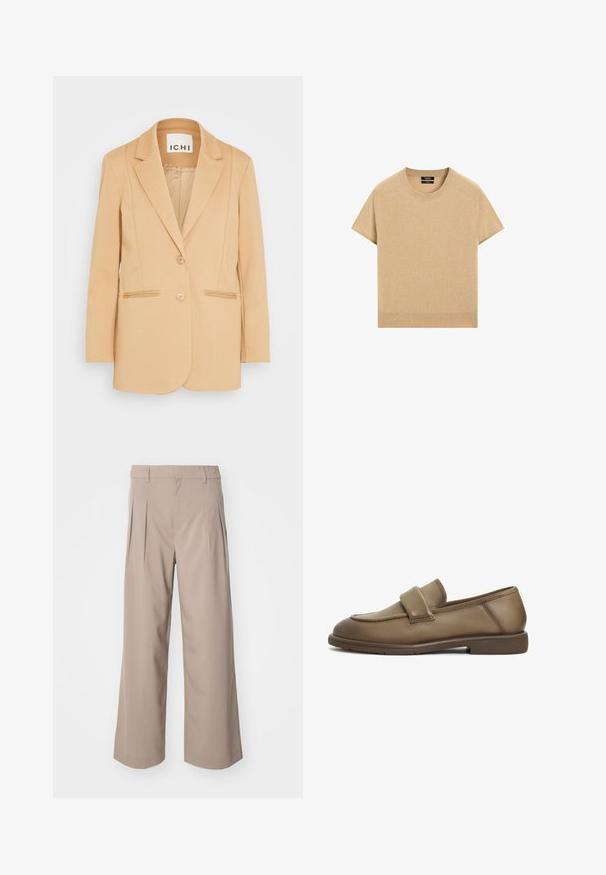 Beige dameblazer med to knapper, hakkede revers og påsatte lommer, vist på en ensfarvet hvid baggrund.; Beige kortærmet crewneck trøje med ribstrikkede manchetter og kant, vist fladt på en hvid baggrund.; Beige brede bukser med læg, lavet af glat stof. Har en mellemhøj talje og en ren, skræddersyet silhuet.; Brune læder loafers med en blød tekstur, der har et bredt strop over vristen og en lav, flad gummisål. Rent, understated design.