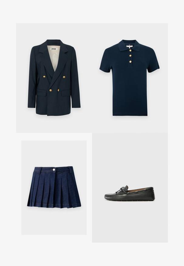 Marineblå dobbeltradet blazer med guldknapper, kløvede reverser og to forlommer. Glat stof med en struktureret pasform.; Marineblå poloshirt lavet af bomuld, med krave, korte ærmer og tre guldknapper på knaplisten. Glat tekstur.; Mørk denim plisseret nederdel med en tætsiddende talje, knaplukning og kontrastsyning. Har pæne pliser og en lige kant.; Sorte læder bådsko med afrundet tå, stikninger, lille sløjfedetalje og gummisål. Glat tekstur og strømlinet design.