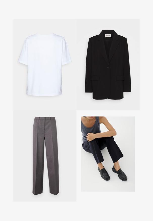 Čierny blazer vyrobený z hladkej tkaniny, s jedným gombíkom na zapínanie, s vykrojenými klopami a dvoma prednými vreckami. Minimalistický dizajn s voľnejším strihom.; Jednoduché biele bavlnené tričko s krátkym rukávom zobrazené zozadu na svetlo šedom pozadí.; Sivé nohavice z prispôsobeného strihu vyrobené z textúrovaného materiálu, s rovnými nohavicami, plochým predným dielom a pútkami na opasok.; Čierne kožené mokasíny s textúrovanými doplnkami, nízkym podpätkom, okrúhlou špičkou a viditeľným prešívaním. Model nosí tmavé nohavice a sivý vrch.