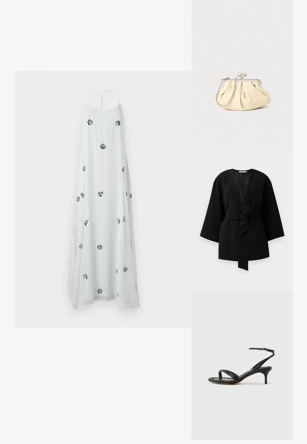 Schwarze Kimono-Jacke mit langen Ärmeln, weiten Ärmeln und einem frontalen Stoffgürtel, der in einer Schleife um die Taille gebunden ist.; Weißes Maxikleid mit Halterneck, verziert mit silbernen Blumenapplikationen. Fließender, leichter Stoff sorgt für eine sanfte Textur.; Schwarze Ledersandale für Damen mit dünnen Riemchen, einer Zehenlasche, einer Knöchelschnalle und einem mittelhohen Stöckelabsatz vor neutralem Hintergrund.; Faltige beigefarbene Ledertasche mit einem silbernen Metallrahmen, ausgestattet mit zwei runden dekorativen Verschlüssen und einem silbernen Kettenriemen.