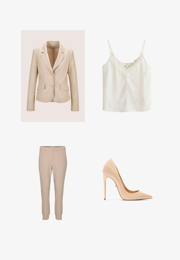 Beige maßgeschneiderter Blazer aus glattem Stoff mit zwei Knöpfen, Reverskragen und zwei vorderen Taschen. Strukturierte Passform und lange Ärmel.; Cremefarbene ärmellose Camisole mit dünnen Trägern und Spitzenbesatz entlang des V-Ausschnitts, auf einfachem Hintergrund dargestellt.; Beige maßgeschneiderte Hosen mit schmaler Passform, die Seitentaschen und Reißverschlussakzente am Saum aufweisen, aus einem glatten, leichten Stoff gefertigt.; Nackter Pumps aus Lackleder mit spitzer Zehenpartie, schlanker Silhouette und Stöckelabsatz, ausgestattet mit einer glatten, glänzenden Oberfläche.