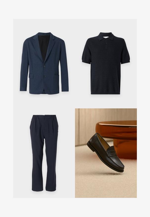 Blazer azul marino confeccionado en tejido texturizado, con un diseño de un solo botón, solapas con muesca, dos bolsillos delanteros y dos botones.; Polo negro con un patrón texturizado de zigzag, mangas cortas y un cuello con dos botones. Fabricado con un tejido transpirable.; Pantalones azul marino hechos de una tela suave con una cinturilla elástica, que cuentan con pliegues frontales y un diseño de pierna recta.; Zapato mocasín de cuero negro suspendido sobre una alfombra beige con muebles modernos de color ámbar en el fondo.