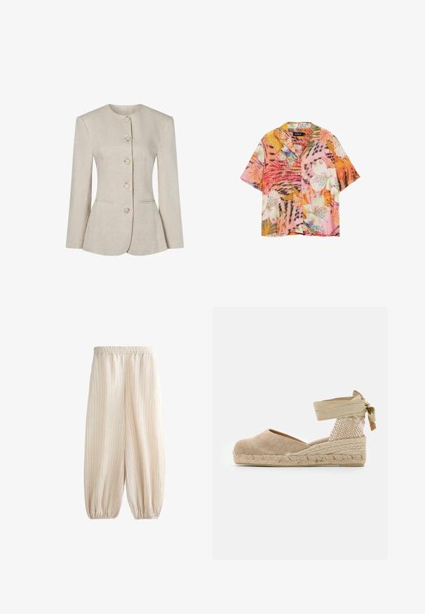 Beige Leinenblazer für Damen mit rundem Halsausschnitt, langen Ärmeln, fünf vorderen Knöpfen und zwei dezenten Vordertaschen.; Kurzärmeliges Hemd mit Knöpfen und lebhaften tropischen Blumen- und Blattmustern in Rosa-, Orange-, Weiß- und Grüntönen.; Beige, locker sitzende Hose mit dünnen vertikalen Streifen, elastischem Bund und elastischen Bündchen an den Knöcheln.; Beige Espadrilles mit Obermaterial aus Leinwand, strukturiertem gewebtem Absatz und geflochtener Jutesohle; ausgestattet mit einem gebundenen Knöchelriemen für einen sicheren Sitz.
