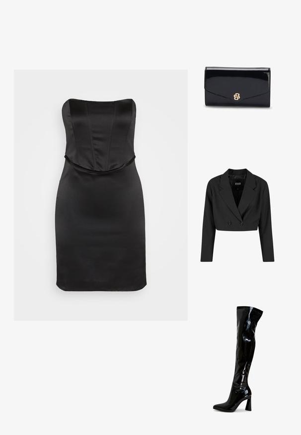 Blazer negro cortado hecho de tela suave. Presenta un frente de doble botonadura con dos botones negros y solapas afiladas. Incluye mangas largas.; Gina Tricot CORSET DRESS - Vestido de cóctel - black; Botas hasta el muslo de charol negro con punta afilada, tacón cuadrado y textura lisa y brillante. No tienen herrajes visibles.; Bolso de mano clutch de cuero negro brillante con un logo entrelazado de la letra B en tono dorado en la solapa delantera, mostrado cerrado sobre un fondo blanco.
