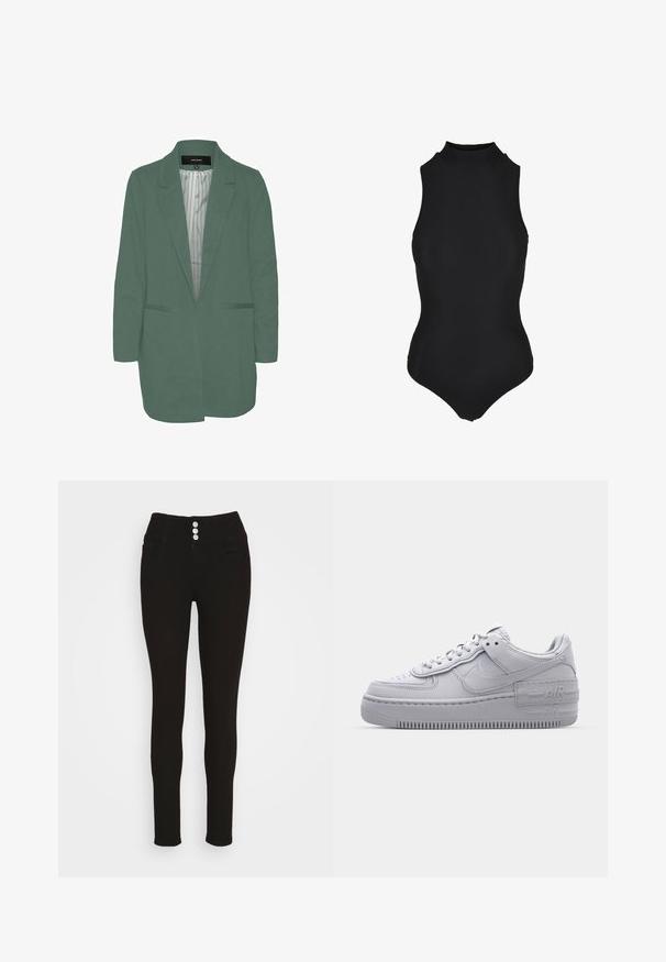 Grøn blazer med en skræddersyet pasform, enkelt spil, to forlommer og en stribet foring. Fremstillet af blødt, letvægtsstof.; Ærmeløs sort ribbet bodysuit med høj hals og tætsiddende silhuet.; Vero Moda VMDONNA - Jeans Skinny Fit - black; Grå Nike Air Force 1 sneakers med perforeret tå, glat læderoverdel, tyk sål og præget 'AIR' detalje på hælen.