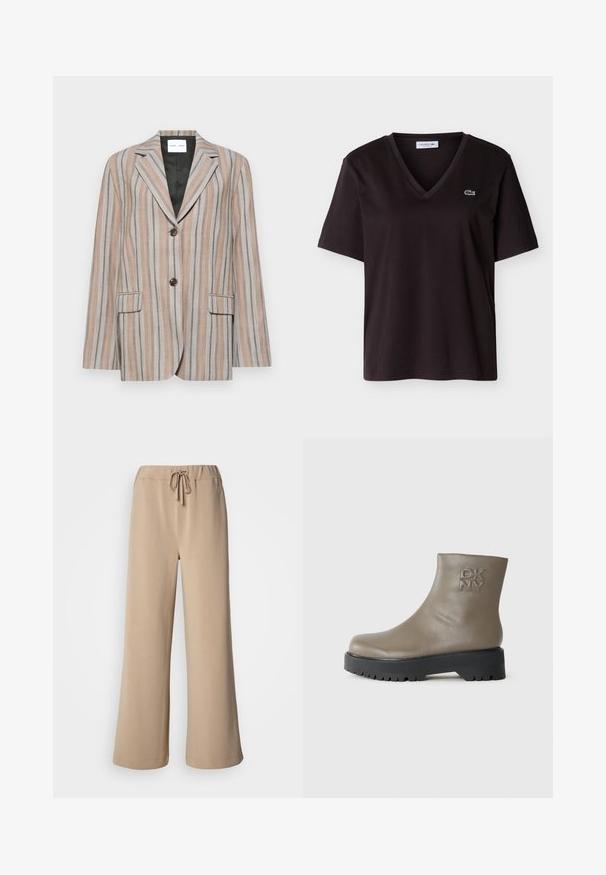 Stribet blazer i beige og blå nuancer, med en spidse revers, to forlommer og to-knaps lukning. Struktureret stof med en glat foring.; Sort V-hals T-shirt med korte ærmer og lille grønt Lacoste-krokodillelogo på venstre bryst, vist mod en ensfarvet hvid baggrund.; Beige bukser med vide ben, elastik i taljen og snøre. Fremstillet af blødt stof med en glat struktur og med en syning i kanten.; Taupe læder ankelstøvle med sort chunky sål og prægede DKNY-logo på ydersiden.