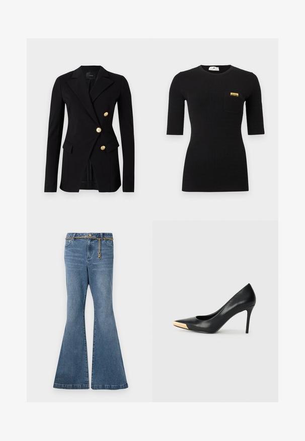 Schwarzer Blazer aus glattem Stoff mit taillierter Passform, der ein doppelt knöpfbares Design und goldfarbene Knöpfe aufweist. Verfügt über Seitentaschen.; Schwarzes, geripptes Kurzarmshirt mit rundem Ausschnitt und einer linken Brusttasche mit goldenem Akzent. Überall weiche Textur.; Schlagjeans aus mitteldunkel gewaschenem Denim in Blau, mit einem goldenen Kettenakzent an der Taille und klassischem Fünf-Taschen-Design.; Schwarzer Leder-Pumps mit hohen Absätzen und spitzem Zehenbereich; verfügt über einen metallisch goldenen Akzent auf der Zehenkappe. Glatte Oberfläche mit einem eleganten Design.