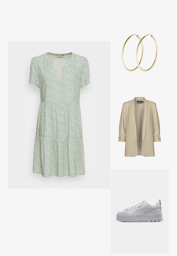Beige Blazer mit Schalkragen und offener Vorderseite. Weiche, glatte Textur; 3/4-lange Ärmel mit Raffung. Keine Verschlüsse.; Kurzes grünes Kleid mit kurzen Ärmeln, V-Ausschnitt und einem gestuften Rock. Es hat ein weißes Blattmuster im gesamten Stoff.; Weiße Plattform-Sneaker mit einem glatten Lederoberteil, gepolstertem Kragen, grauer Gummisohle und goldenen Akzenten mit dem Puma-Logo.; Goldene Creolen mit einem glatten, abgerundeten Design und einem glänzenden Finish. Leichte Bauweise mit einem sicheren Verschluss.