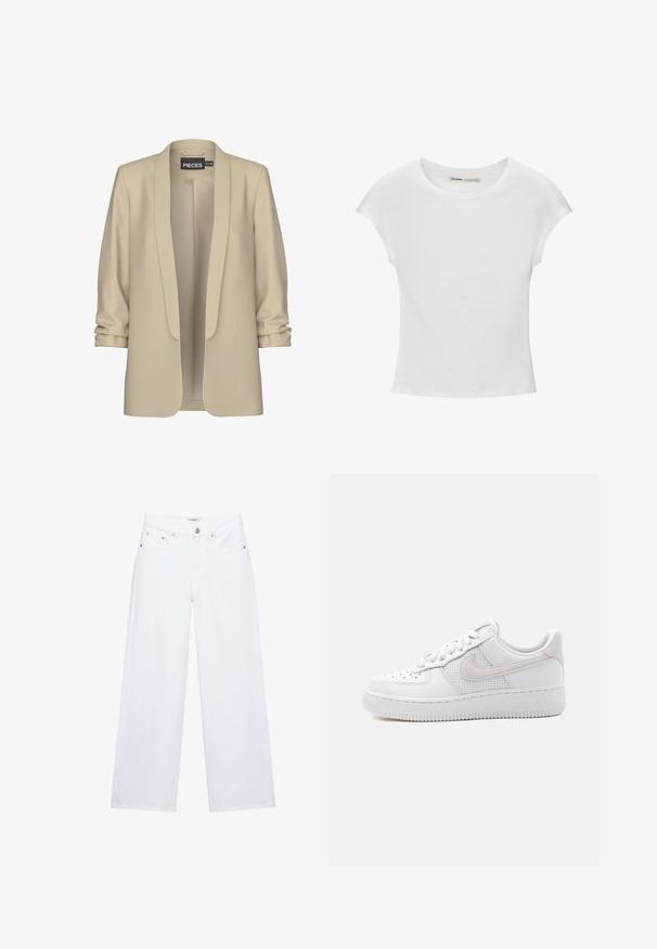 Beige blazer med sjalskrave og åben front. Blød, glat tekstur; 3/4 længde ærmer med en samlede detalje. Ingen lukninger.; Hvid bomuld t-shirt med korte, opsmøgede ærmer, rund halsudskæring og lige kant. Glat tekstur uden synlige mønstre eller detaljer.; Hvide jeans med høj talje og vide ben med knap- og lynlåslukning, for- og baglommer samt sølvfarvede nitter som detaljer.; Hvid Nike Air Force 1 sneaker med lavt snit, hvide snørebånd, perforeringer på tåboksen og netpanel bag Nike swoosh-logoet.