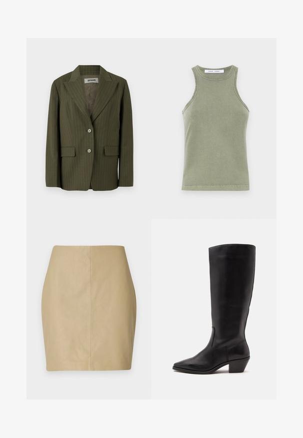 Blazer vert olive avec des rayures verticales, revers crantés, fermeture à deux boutons et poches plaquées. Tissu doux avec une silhouette structurée.; Débardeur vert olive en coton doux, avec un col rond, sans manches et des bords cousus. Forme simple et ajustée.; Mini-jupe en cuir beige avec un design ajusté, une texture lisse et une couture centrale qui descend verticalement dans le dos.; Botte en cuir noire mi-mollet avec un bout pointu et un talon bas incliné sur un fond clair uni.