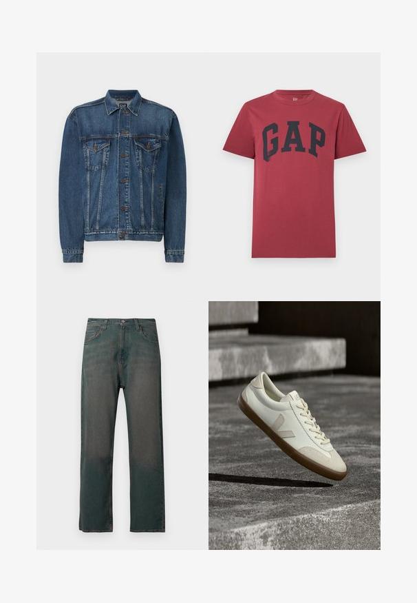 Donkerblauwe denimjack, met een knoopsluiting aan de voorkant, twee borstzakken en gestikte details langs de naden en mouwen. Standaard kraagstijl.; Rood T-shirt met korte mouwen en een ronde hals, met grote zwarte tekst "GAP" gecentreerd op de borst.; Donkergroene spijkerbroek met rechte pijpen, voorzien van een klassiek ontwerp met vijf zakken en contrasterende stiksels langs de naden.; Witte leren sneakers met een bruine rubberen zool, platte veters en een V-vormig accent aan de zijkant. Ze hebben een glad oppervlak en minimale stikdetails.