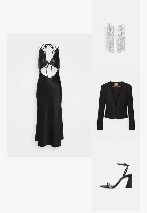 Sort cropped blazer med dyb V-udskæring, lange ærmer og en enkelt frontlås. Lavet af et glat, robust stof med en subtil glans.; Materiel RHOMBUS COMBO DRESS - Cocktailkjole / festkjole - black; Sort højhælet sandal med ankrem og glitrende rhinstenrem ved tæerne på hvid baggrund.; Gennemsigtige rektangulære ørehængere i et kaskadedesign med flere sammenkoblede sten, sat i sølvfarvet metal med en poleret finish.