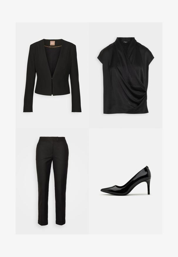 Blazer negro cortado con un profundo escote en V, mangas largas y un único cierre frontal. Hecho de una tela suave y resistente con un brillo sutil.; MARCIANO BY GUESS SORAYA - Blusa - jet black; Pantalones tailored negros con un diseño de pierna recta, textura lisa y bajos con puños. Cuenta con un cierre frontal oculto.; Zapato de tacón alto de charol negro con punta afilada y silueta esbelta, con una textura suave y un diseño minimalista.