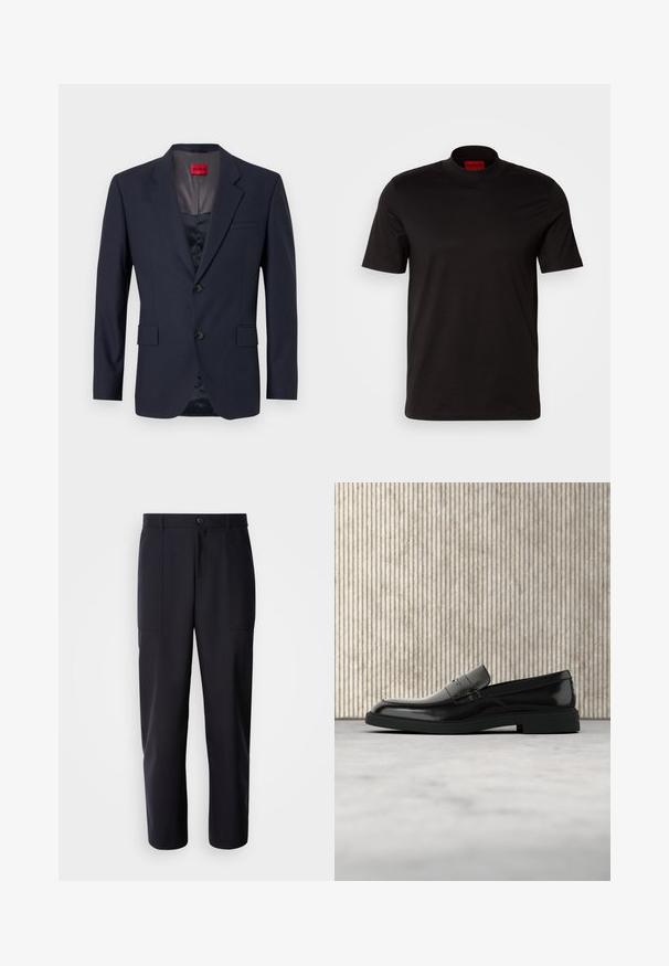 Blazer navy de tela suave con un diseño de un solo botón, dos bolsillos frontales y botones negros. Etiqueta de marca roja en el interior.; Camiseta negra de manga corta con un diseño de cuello alto. Fabricada con un tejido suave. Presenta una etiqueta de marca roja en el interior del cuello.; Pantalones oscuros de navy, confeccionados en un tejido suave, con un diseño de pierna recta, dos bolsillos laterales y un cierre de botón en la cintura.; Zapato loafer de cuero negro pulido flotando sobre una alfombra beige con muebles translúcidos naranjas de fondo.
