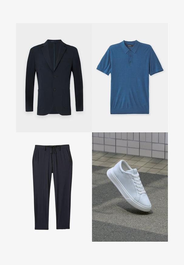 Námornícky modrý blazer s priliehavým strihom, dvoma gombíkmi, klopami a dvoma prednými vreckami. Hladká tkanina s jemným leskom a bez viditeľných vzorov.; Modrá polo košeľa z jemného materiálu, s golierom, trojicou tlačidiel a krátkymi rukávmi. Diskrétny detail loga na hrudi.; Námorné športové nohavice vyrobené z elastického materiálu, s nastaviteľným pásom na šnúrku, dvoma bočnými vreckami a rovným strihom.; Biela nízka teniska so šnúrkami vznášajúca sa nad textúrovaným asfaltom a béžovým dlaždeným povrchom v pozadí.